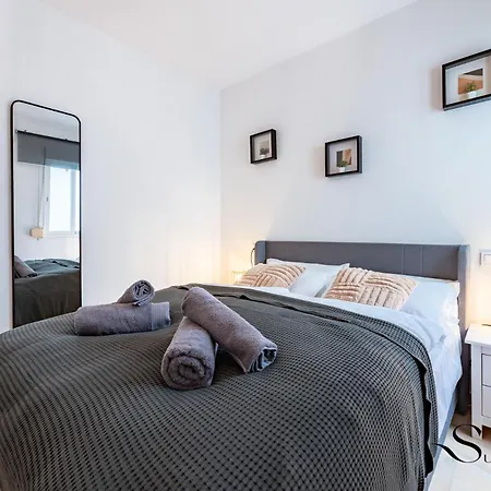 شقة Seaside Lux 1min Away To With Terrace فوينخيرولا