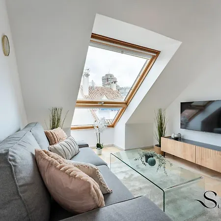 Seaside Lux 1min Away To With Terrace فوينخيرولا